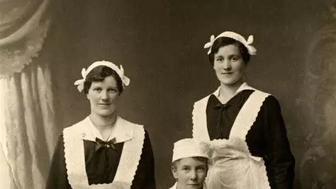 domestic-servants